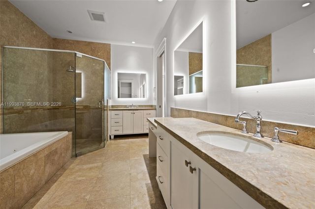 530 Valencia Ave 2, Coral Gables, FL 33134