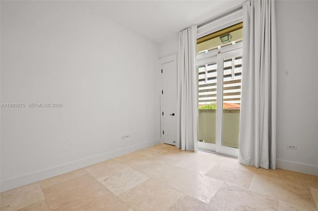 530 Valencia Ave 2, Coral Gables, FL 33134