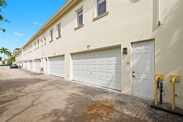 530 Valencia Ave 2, Coral Gables, FL 33134