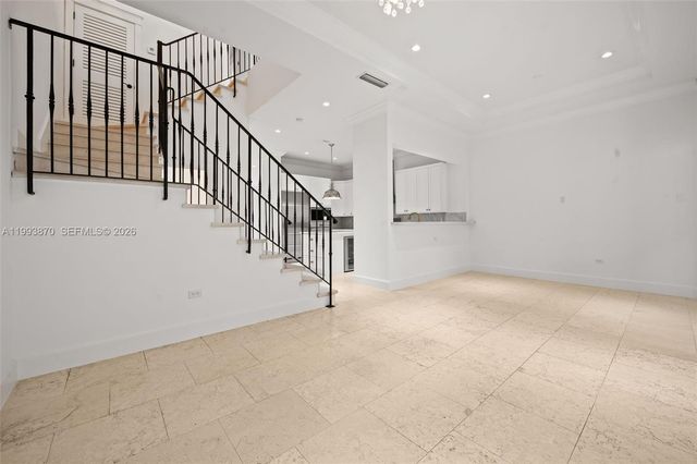 530 Valencia Ave 2, Coral Gables, FL 33134