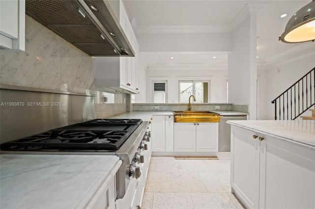 530 Valencia Ave 2, Coral Gables, FL 33134