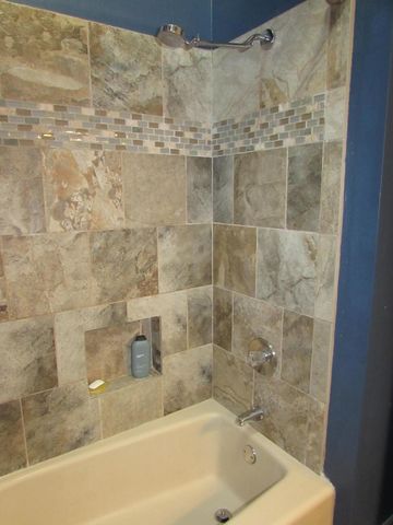 501 S Fairlakes Avenue, Fairmont, MN 56031