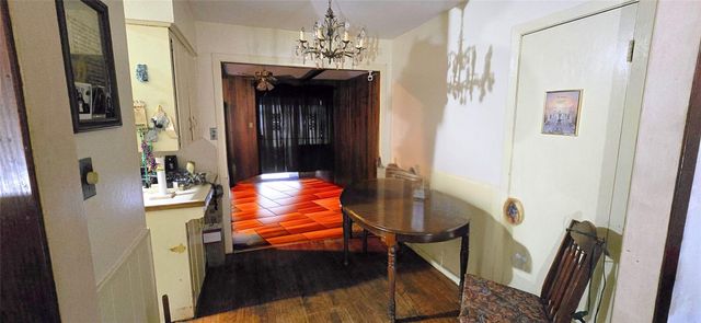 10134 Bretton Drive, Houston, TX 77016