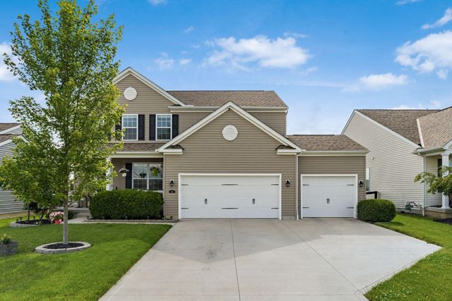213 Red Oak Pass, Commercial Point, OH 43116