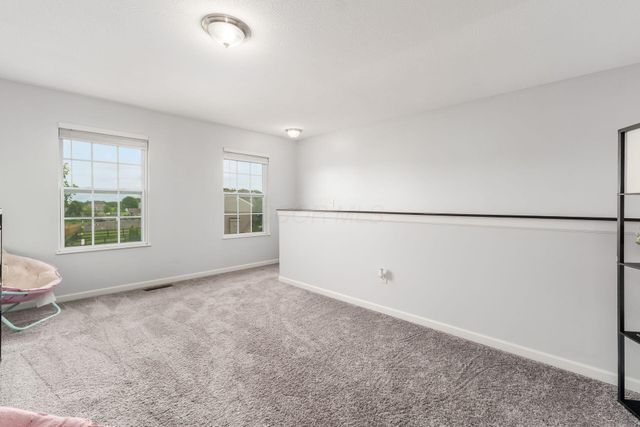 213 Red Oak Pass, Commercial Point, OH 43116