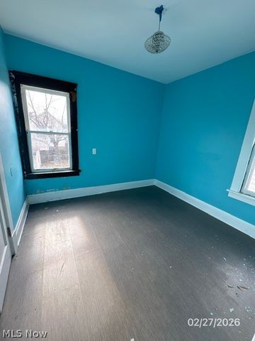 10329 Ignatius Avenue, Cleveland, OH 44111