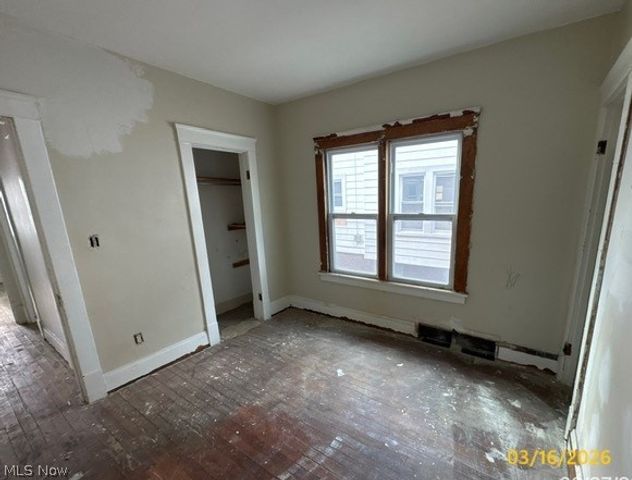 10329 Ignatius Avenue, Cleveland, OH 44111