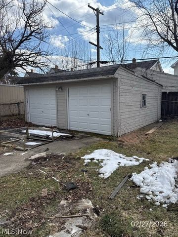 10329 Ignatius Avenue, Cleveland, OH 44111