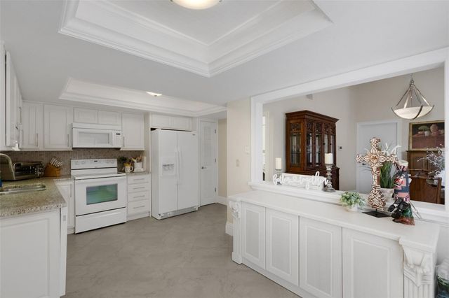3902 WILSHIRE DRIVE 98, Sarasota, FL 34238