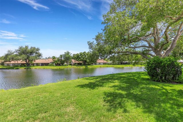 3902 WILSHIRE DRIVE 98, Sarasota, FL 34238