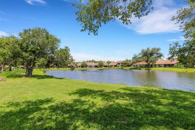 3902 WILSHIRE DRIVE 98, Sarasota, FL 34238