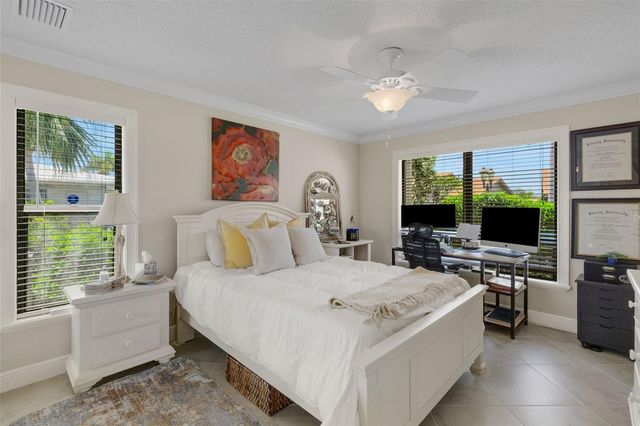 3902 WILSHIRE DRIVE 98, Sarasota, FL 34238