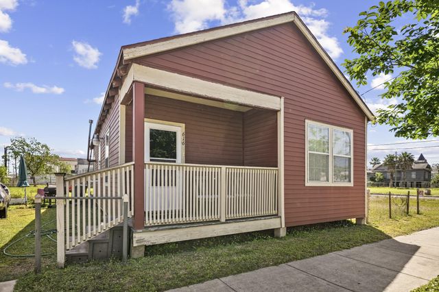 2820 Winnie Street, Galveston, TX 77550
