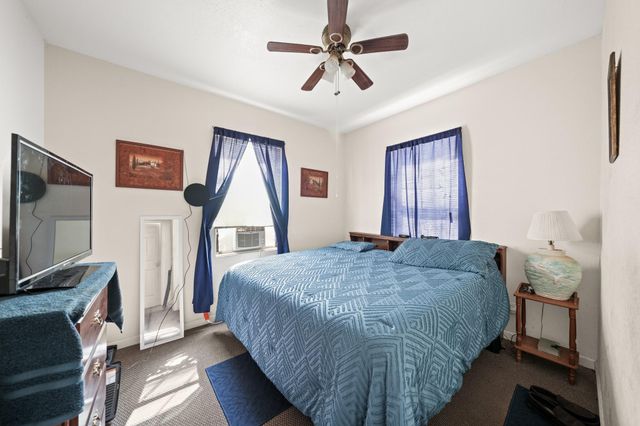 2820 Winnie Street, Galveston, TX 77550