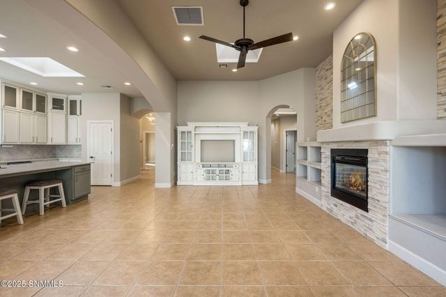 3827 Yellowstone Drive, Las Cruces, NM 88011