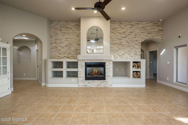 3827 Yellowstone Drive, Las Cruces, NM 88011