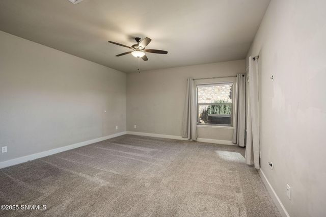 3827 Yellowstone Drive, Las Cruces, NM 88011
