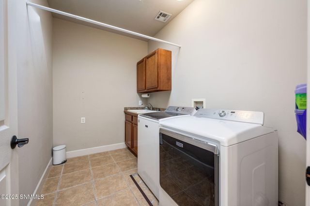 3827 Yellowstone Drive, Las Cruces, NM 88011