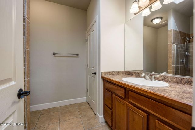 3827 Yellowstone Drive, Las Cruces, NM 88011
