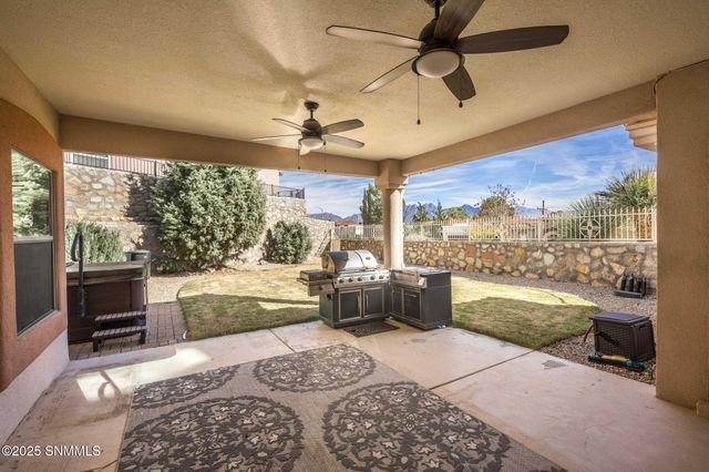 3827 Yellowstone Drive, Las Cruces, NM 88011