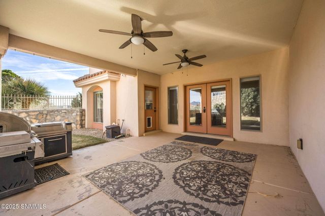 3827 Yellowstone Drive, Las Cruces, NM 88011