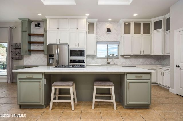 3827 Yellowstone Drive, Las Cruces, NM 88011