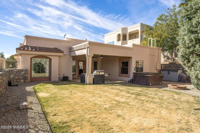 3827 Yellowstone Drive, Las Cruces, NM 88011