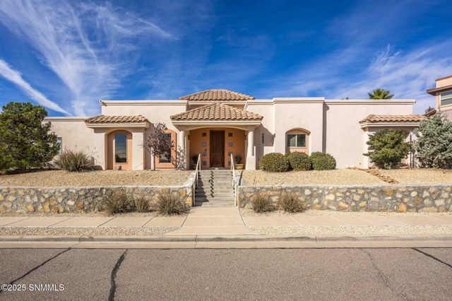 3827 Yellowstone Drive, Las Cruces, NM 88011