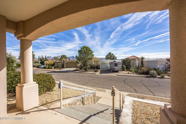 3827 Yellowstone Drive, Las Cruces, NM 88011