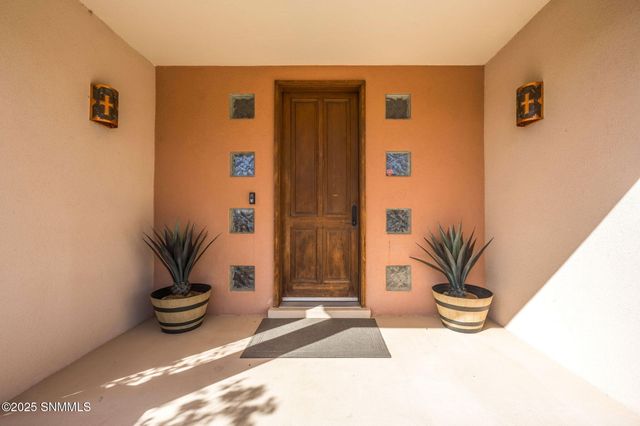 3827 Yellowstone Drive, Las Cruces, NM 88011