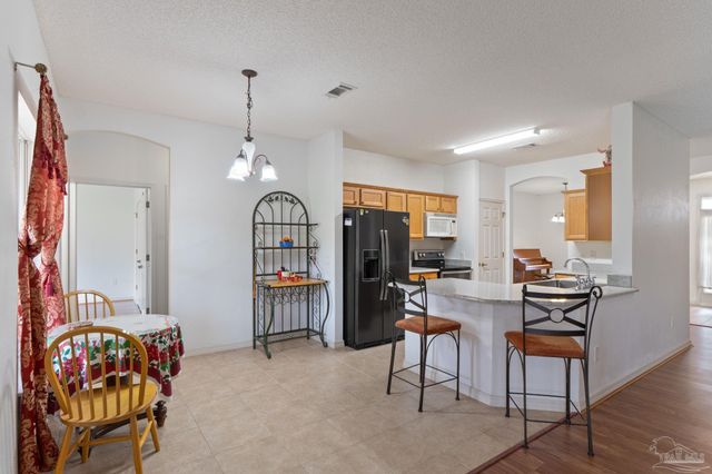 6018 Patch Ln, Pensacola, FL 32526