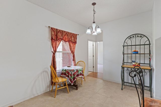 6018 Patch Ln, Pensacola, FL 32526