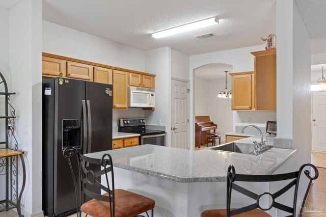 6018 Patch Ln, Pensacola, FL 32526