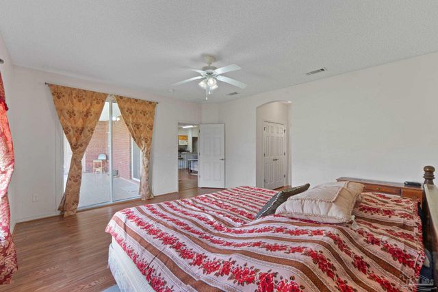 6018 Patch Ln, Pensacola, FL 32526