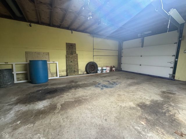 13715 N Delaware Road, Batesville, IN 47006