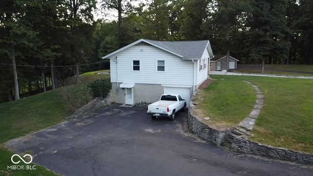 13715 N Delaware Road, Batesville, IN 47006