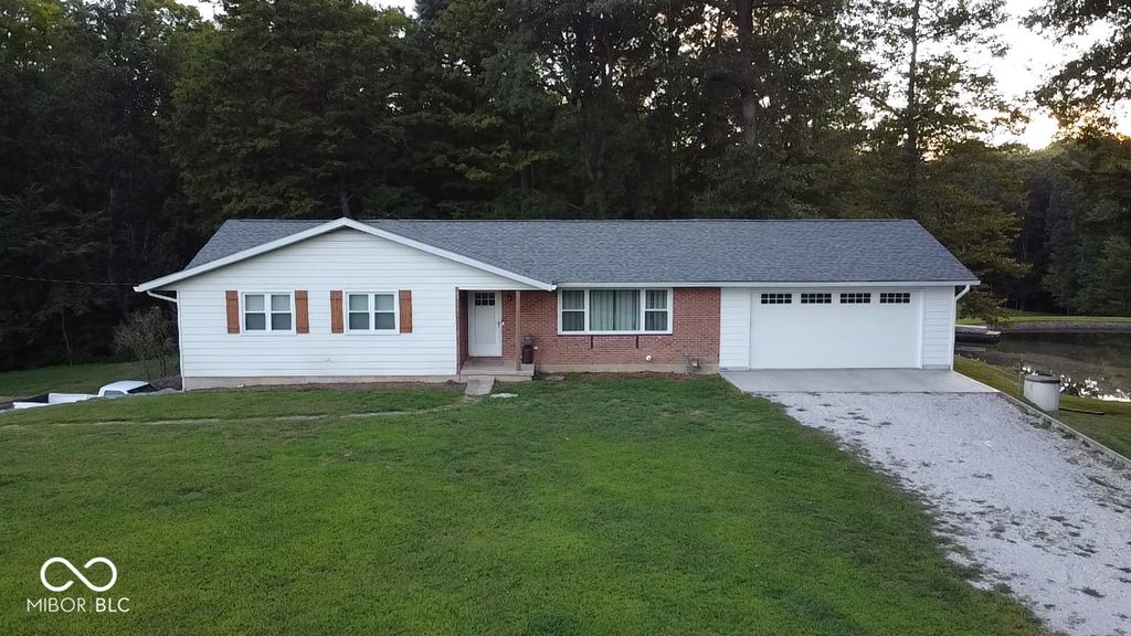 13715 N Delaware Road, Batesville, IN 47006