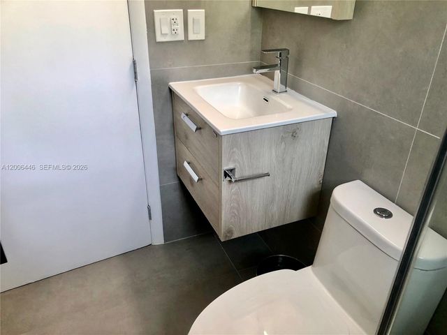 826 7th St 3, Miami Beach, FL 33139