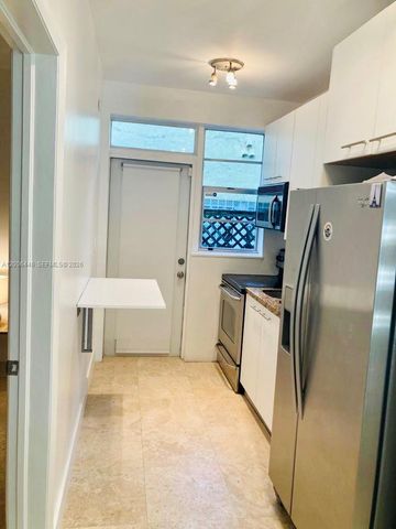 826 7th St 3, Miami Beach, FL 33139