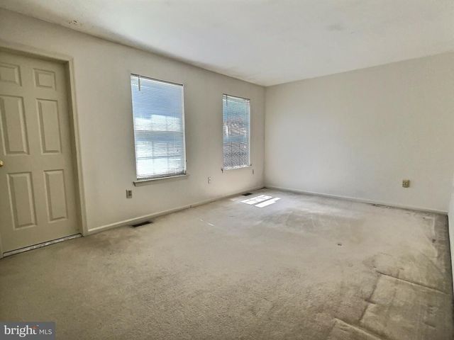 38 MAGNOLIA CT, Bordentown, NJ 08505
