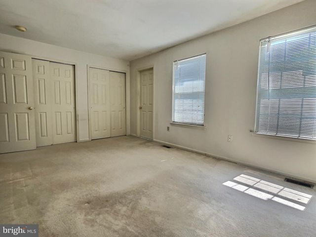 38 MAGNOLIA CT, Bordentown, NJ 08505