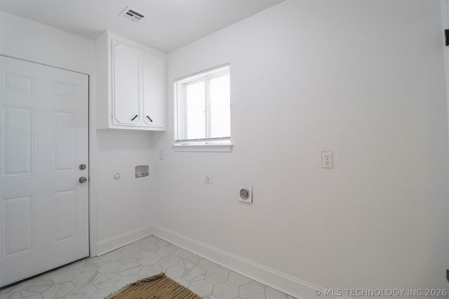 7037 E 58th Place, Tulsa, OK 74145