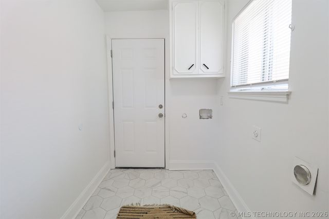 7037 E 58th Place, Tulsa, OK 74145