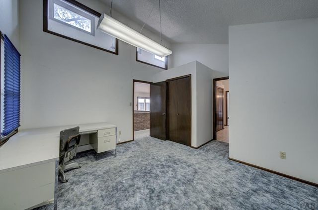 14 Crested Hill Ct., Pueblo, CO 81008