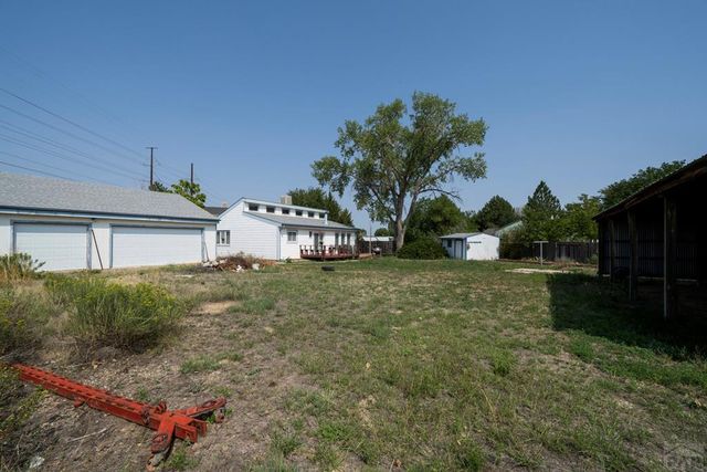 14 Crested Hill Ct., Pueblo, CO 81008