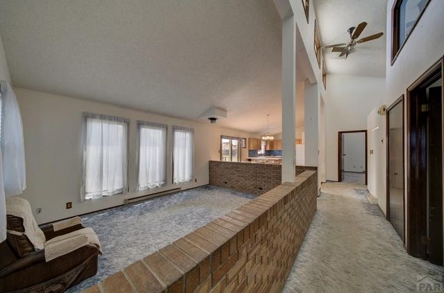 14 Crested Hill Ct., Pueblo, CO 81008