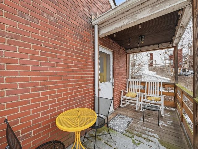 711 Louisa St, Mt Oliver, PA 15210