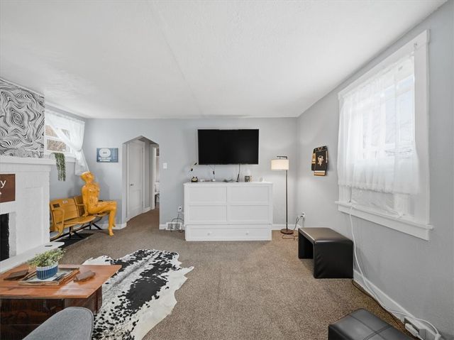 711 Louisa St, Mt Oliver, PA 15210