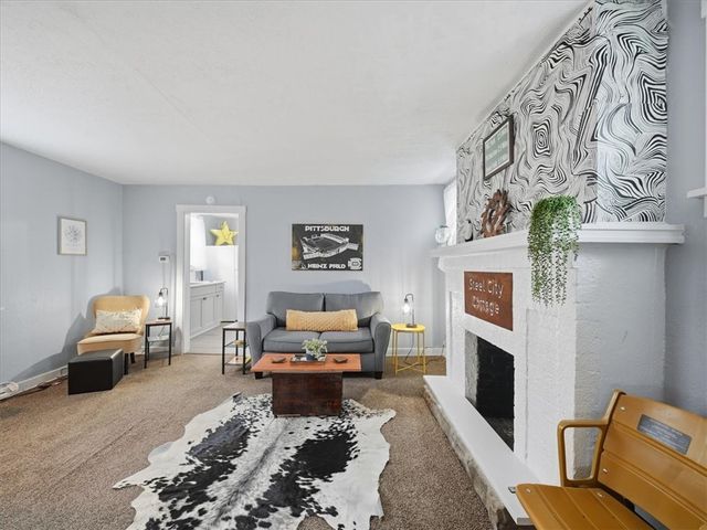 711 Louisa St, Mt Oliver, PA 15210