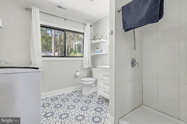 160 SHIPWATCH LN, Reedville, VA 22539